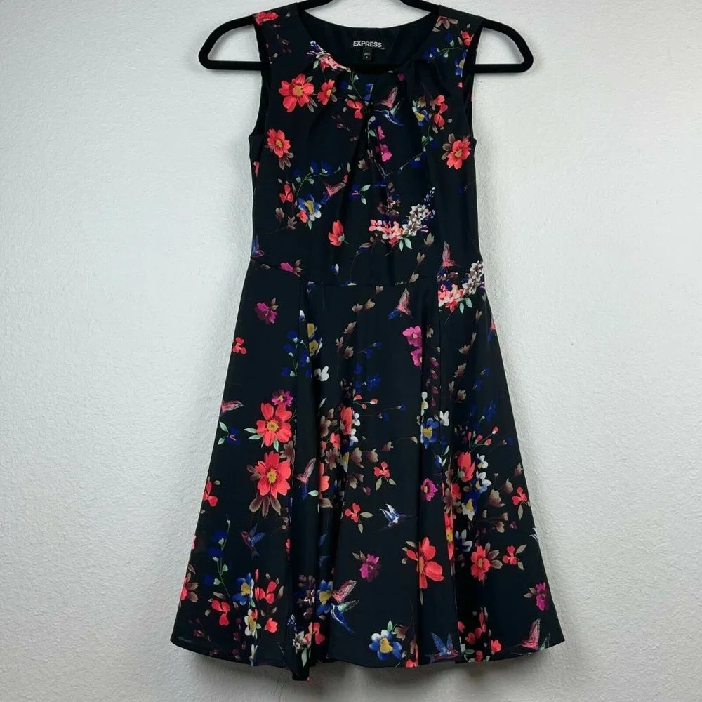 EXPRESS Floral Dress Womens Size 0 Fit & Flare Pleated Sleeveless Chiffon Black